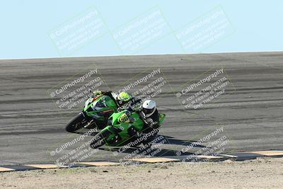 media/Jan-15-2026-Racers Edge (Thu) [[dfebeb70ab]]/3-B Group/Session 2 (Bowl Exit)/